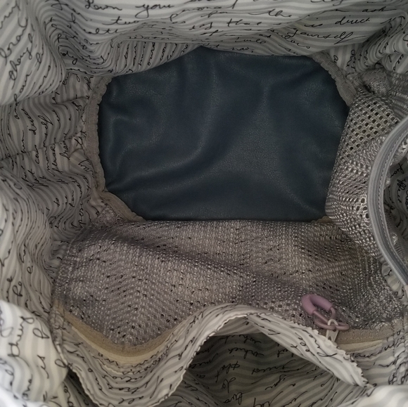 SOLD SOLD Lululemon diversity bag limited edition - Picture 3 of 6